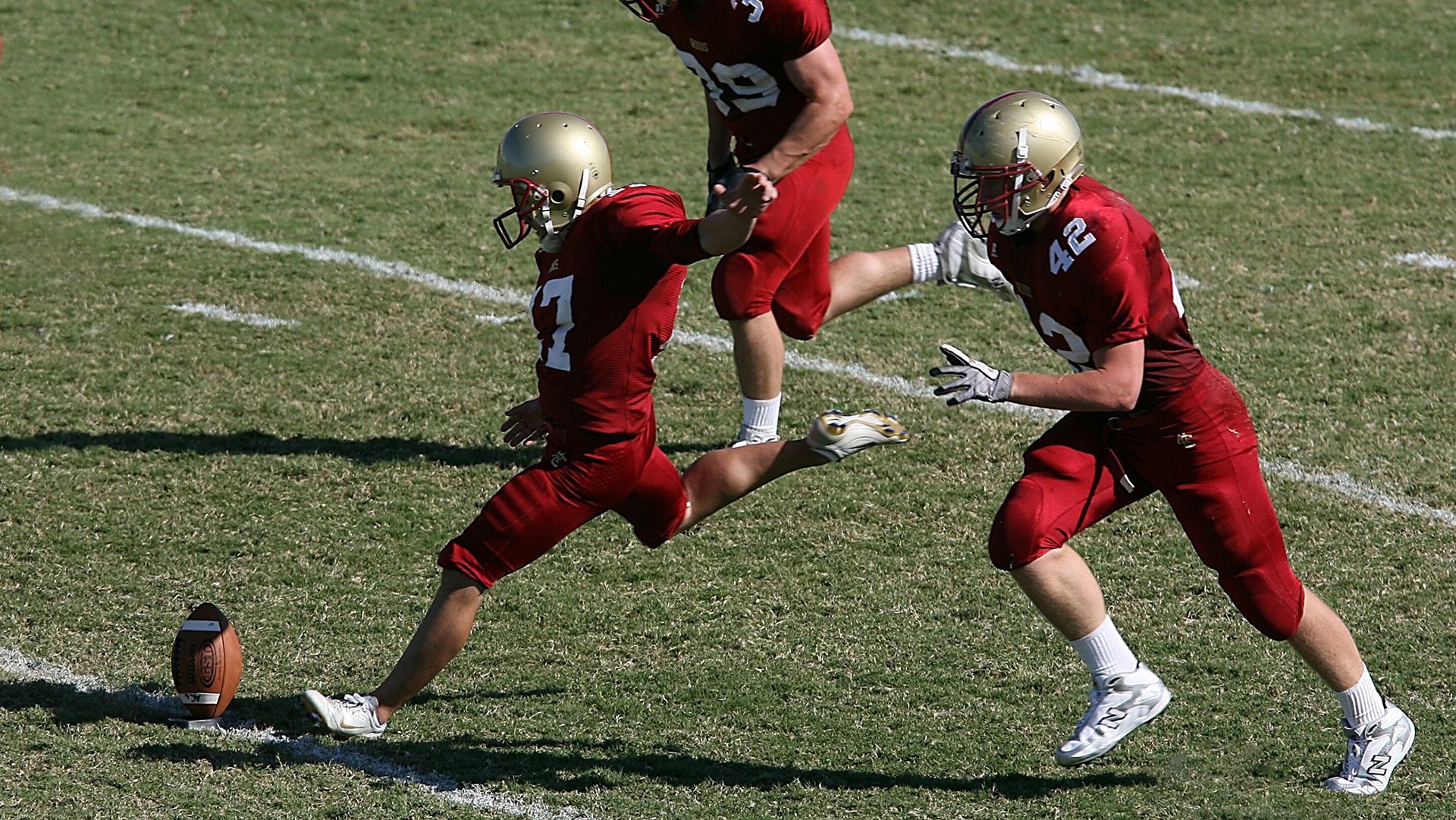 中国篮球裁判培训体系建设再深化，制度日益完善，篮球裁判培训报名
